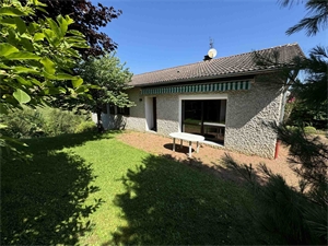 maison-villa à la vente -   69550  AMPLEPUIS, surface 100 m2 vente maison-villa - APR714852